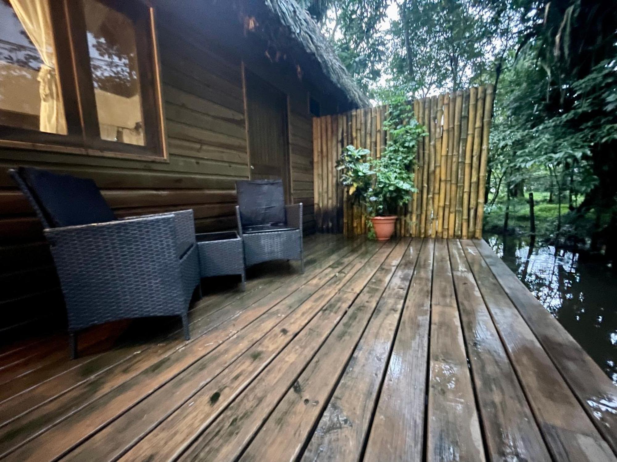 Boatique Hotel And Marina Rio Dulce Town Kamer foto